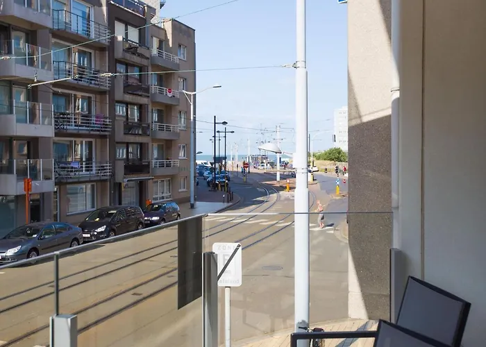 In Belgium With Sea View Terrace 아파트